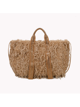 Sac avec paillettes sur les anses et texture plume camel